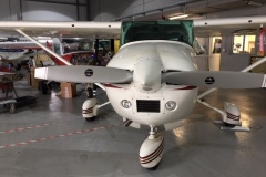Cessna C182 - sie steht noch beim Cessna Händler